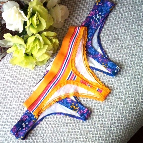 Thong - Picture 2 of 2